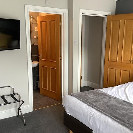 Jeffersons Hotel & Serviced Apartments (Adults Only) Barrow-in-Furness Zimmer foto